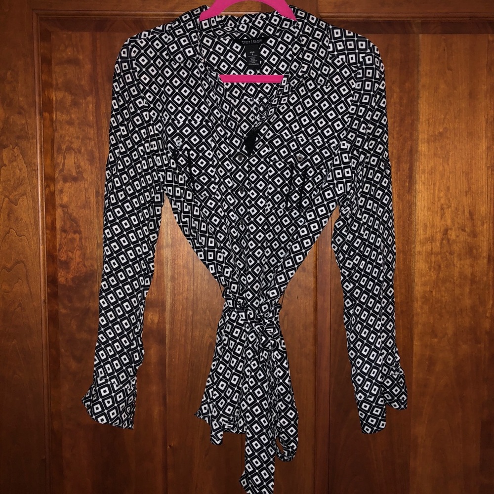 WHITE HOUSE BLACK MARKET Silk Blouse